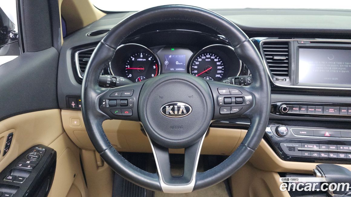 Kia Canival 2018