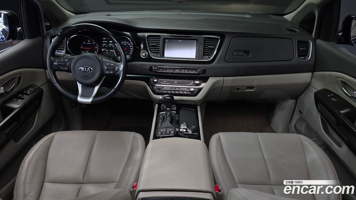 Kia Canival 2016