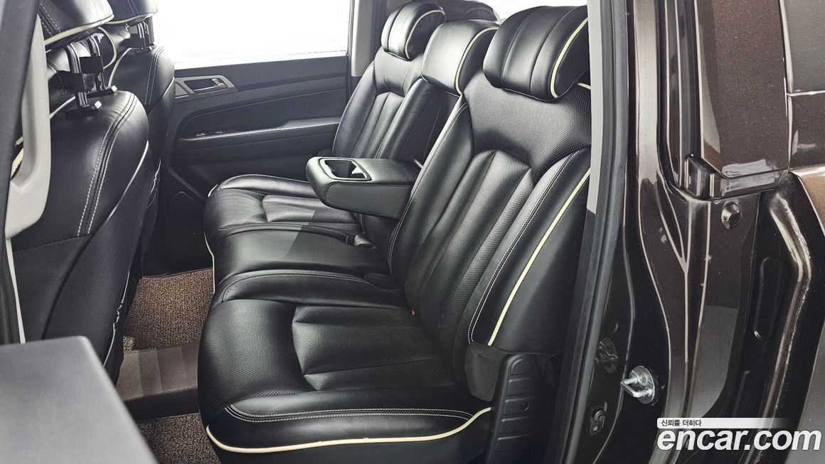 KG_Mobility_Ssangyong Rexton 2018