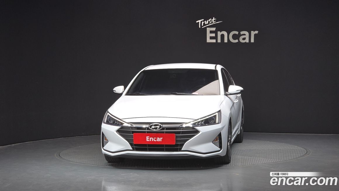 Hyundai AVANTE 2019