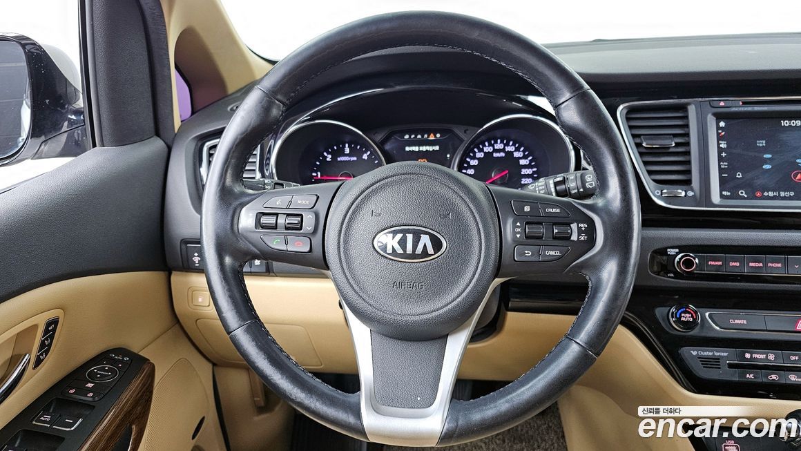 Kia Canival 2016