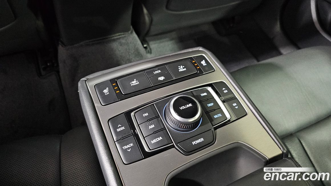 Hyundai Genesis 2014