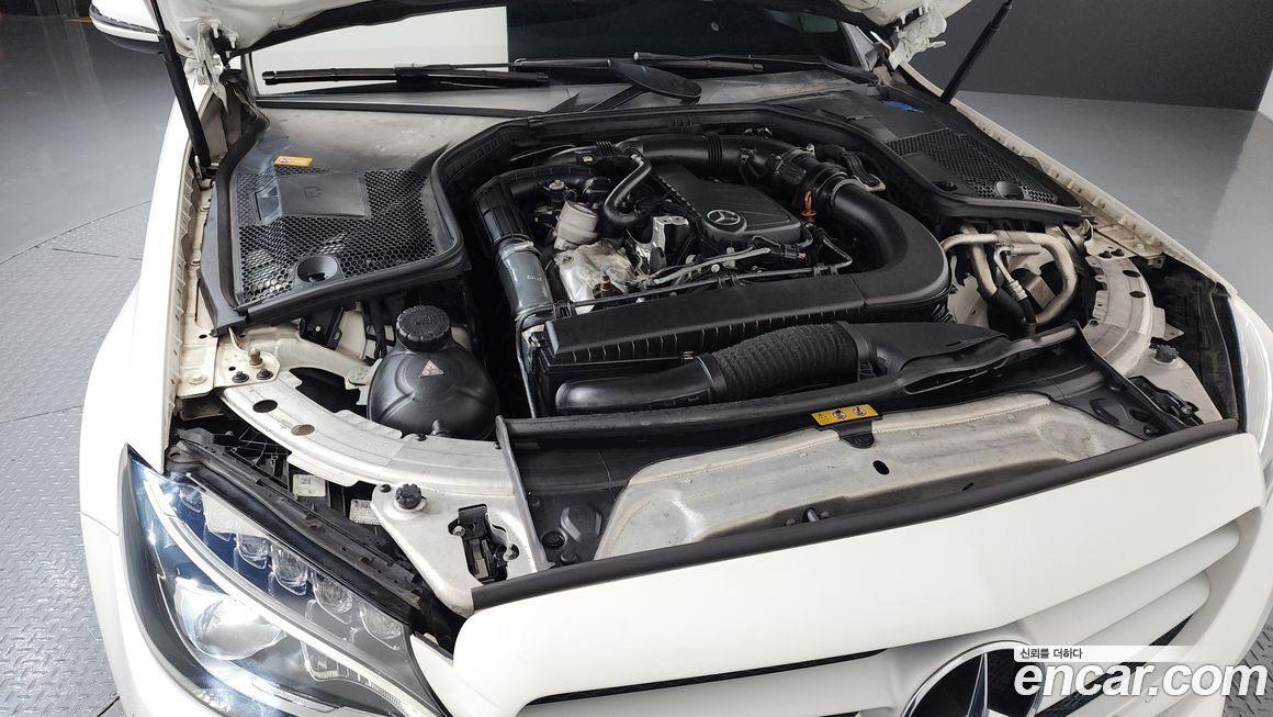 Mercedes-Benz C-Class 2017