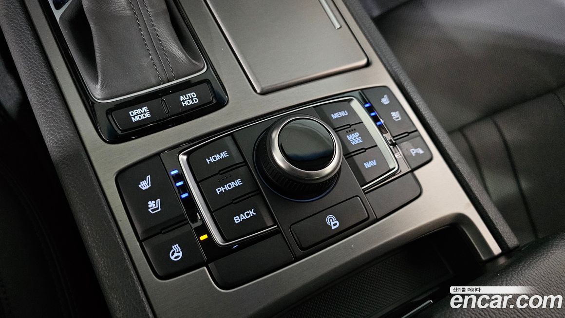 Hyundai Genesis 2014