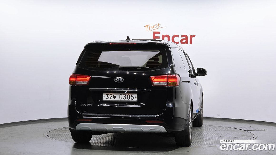 Kia Canival 2017