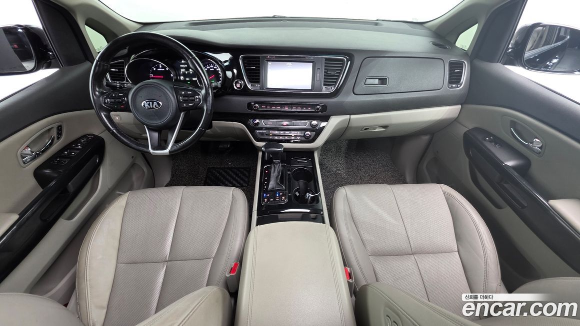 Kia Canival 2017