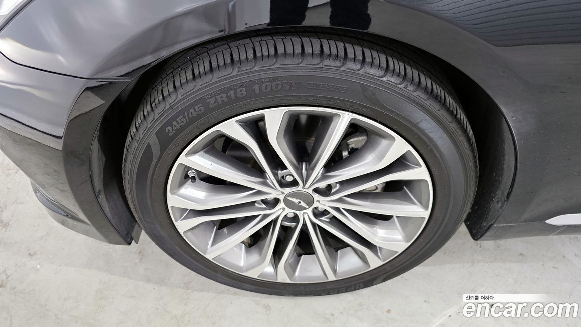 Hyundai Genesis 2014