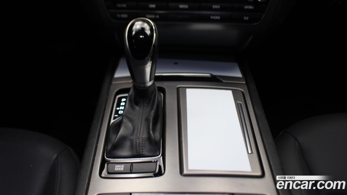 Hyundai Genesis 2014