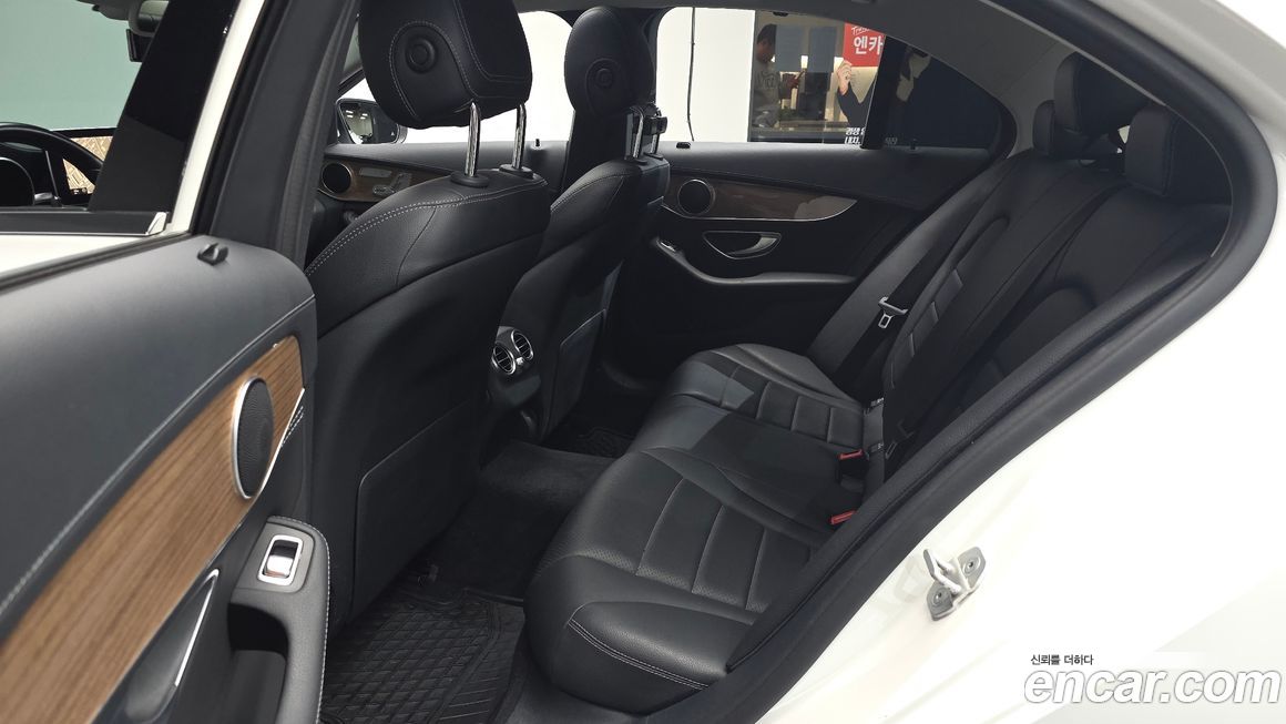 Mercedes-Benz C-Class 2016