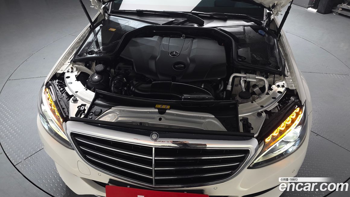 Mercedes-Benz C-Class 2016