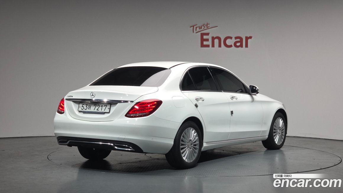 Mercedes-Benz C-Class 2016