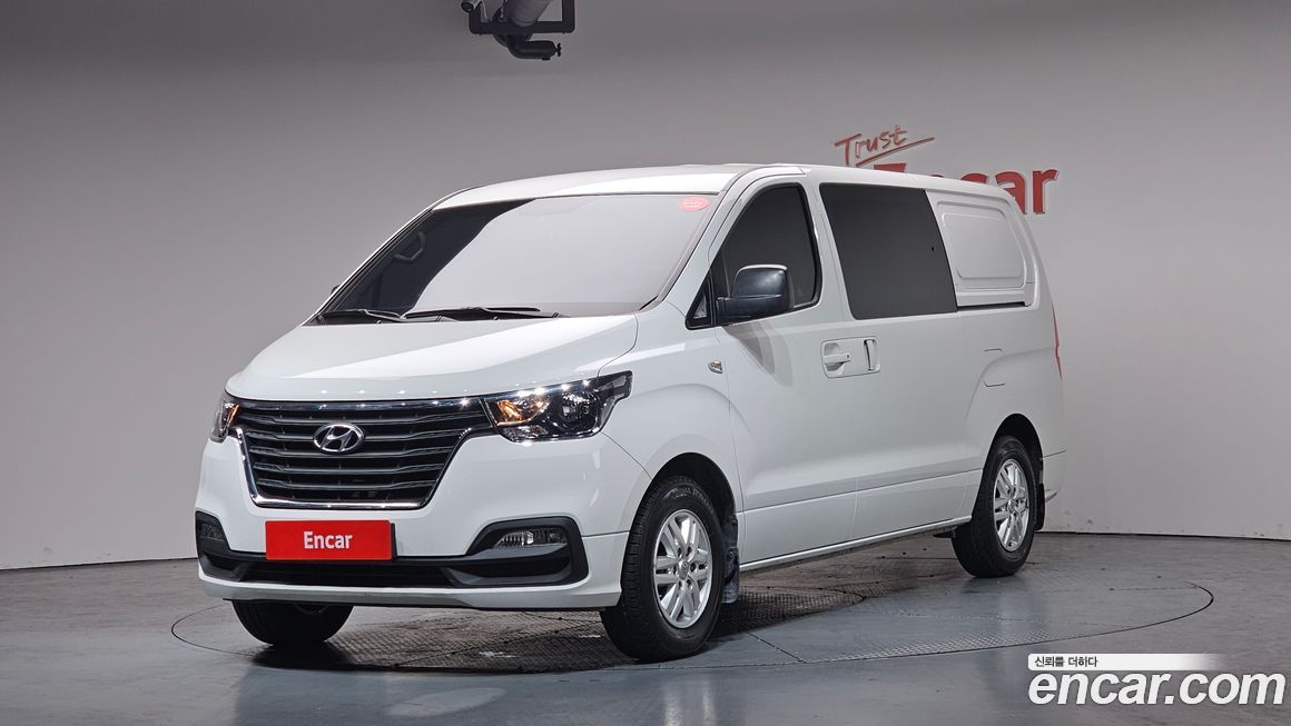 Hyundai Starex 2021