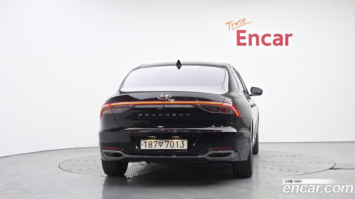 Hyundai Grandeur 2022