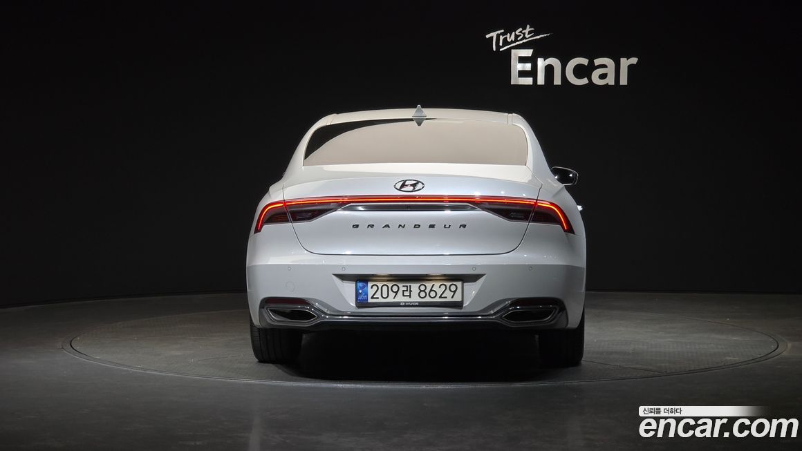 Hyundai Grandeur 2022