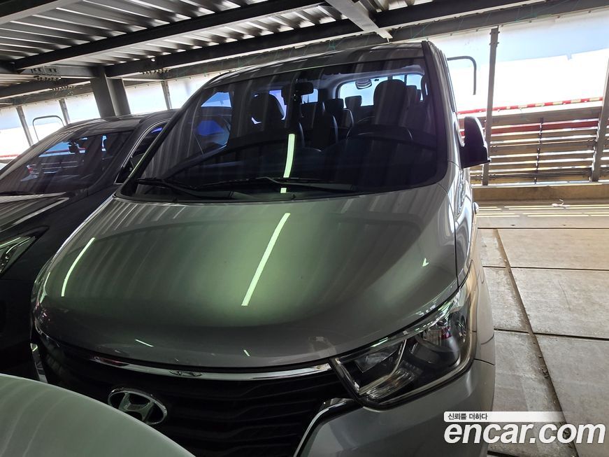 Hyundai Starex 2018