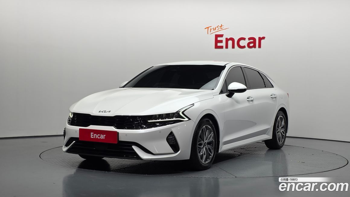 Kia K5 2023