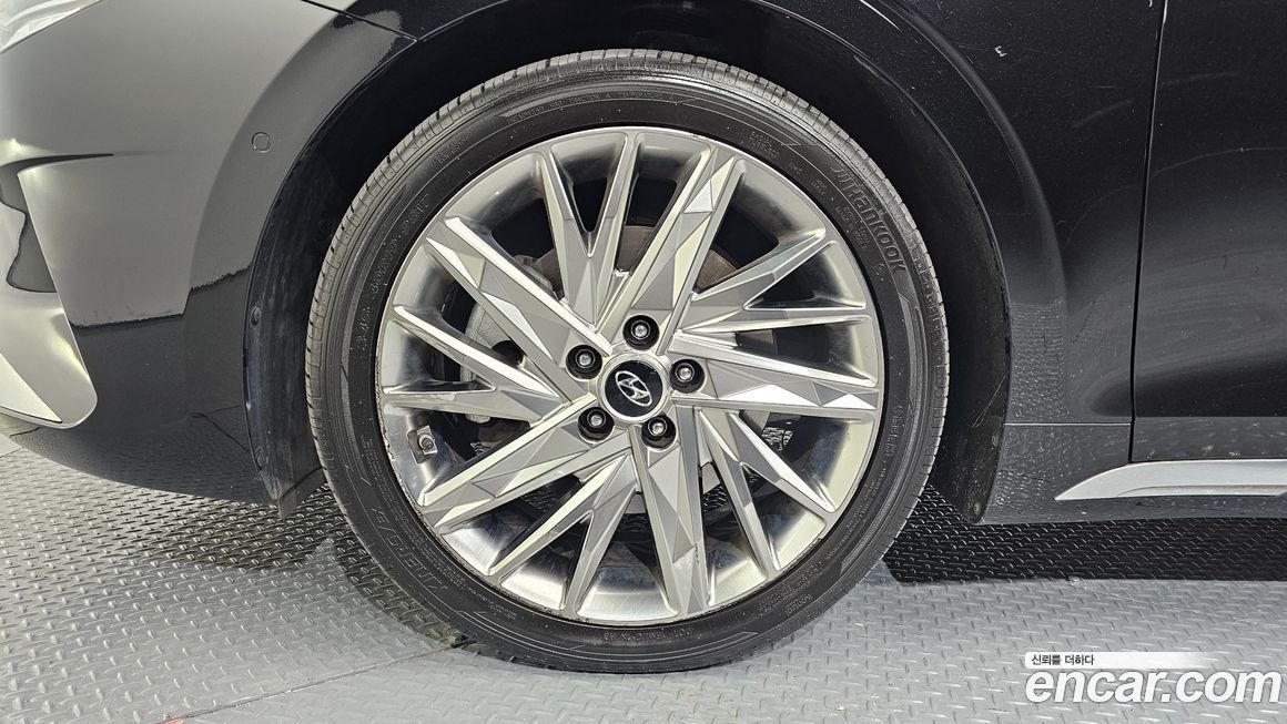 Hyundai Grandeur 2021