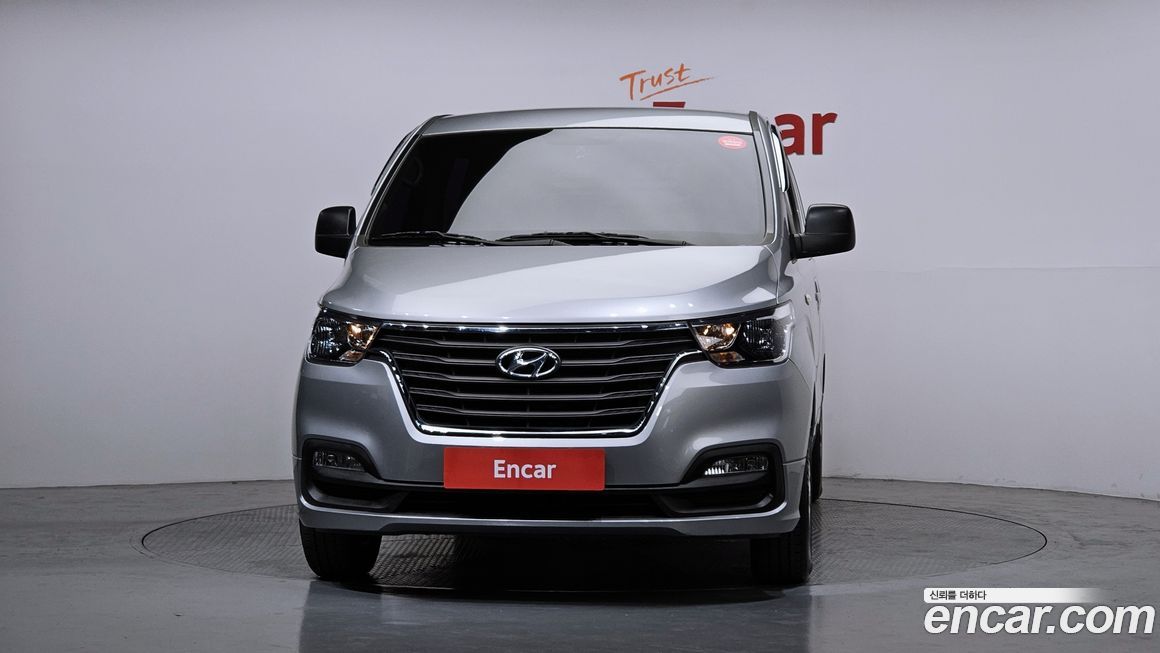 Hyundai Starex 2021
