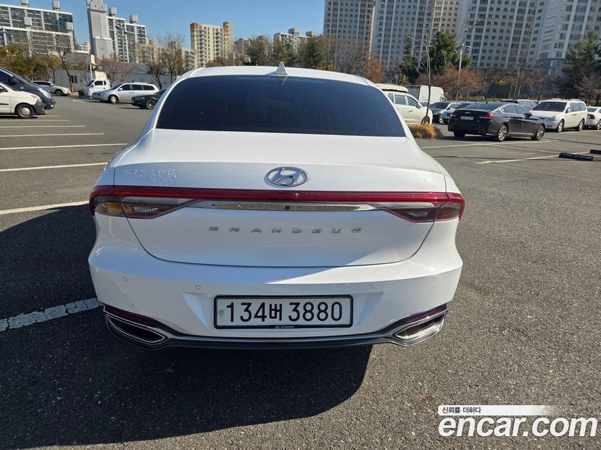 Hyundai Grandeur 2020