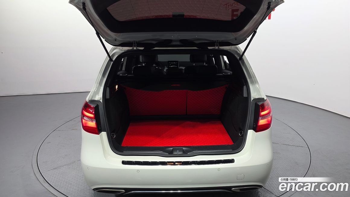 Mercedes-Benz B-Class 2018