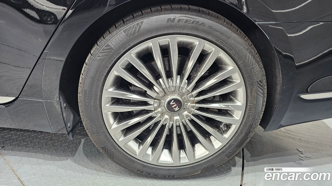 Kia K9 2019