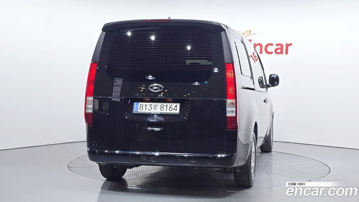 Hyundai Staria 2022