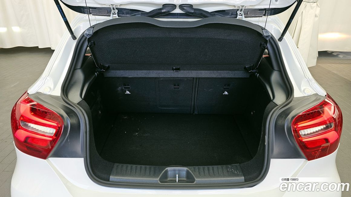 Mercedes-Benz A-Class 2018