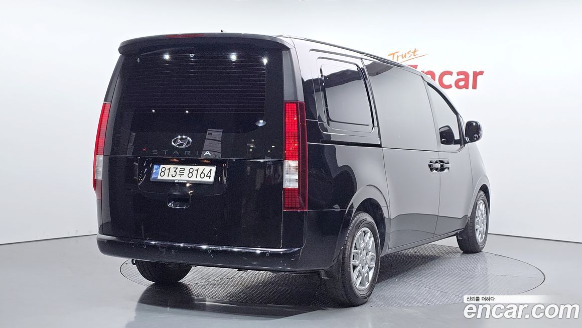 Hyundai Staria 2022