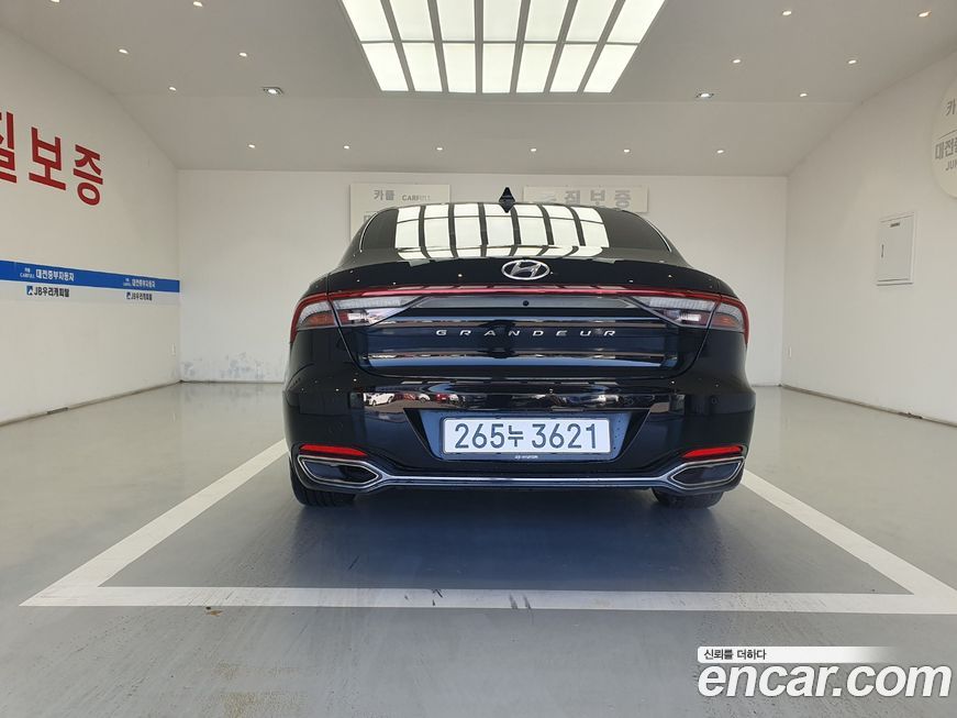 Hyundai Grandeur 2022