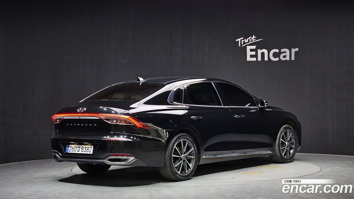 Hyundai Grandeur 2022