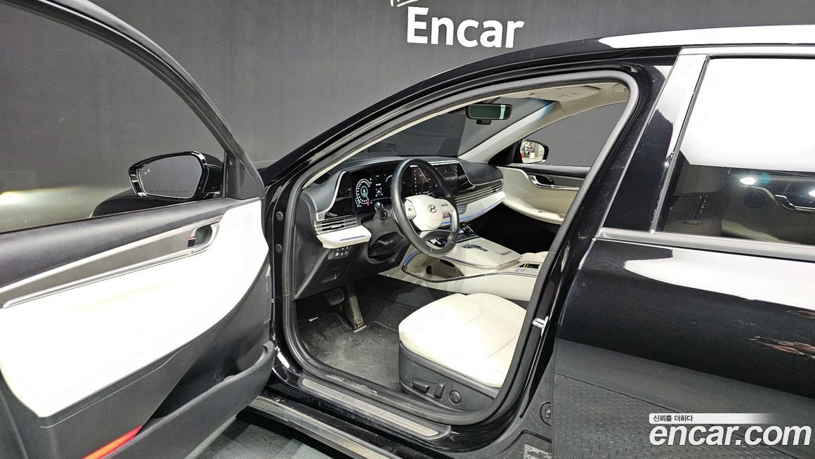 Hyundai Grandeur 2022