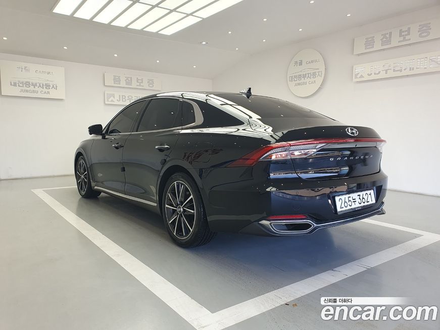 Hyundai Grandeur 2022