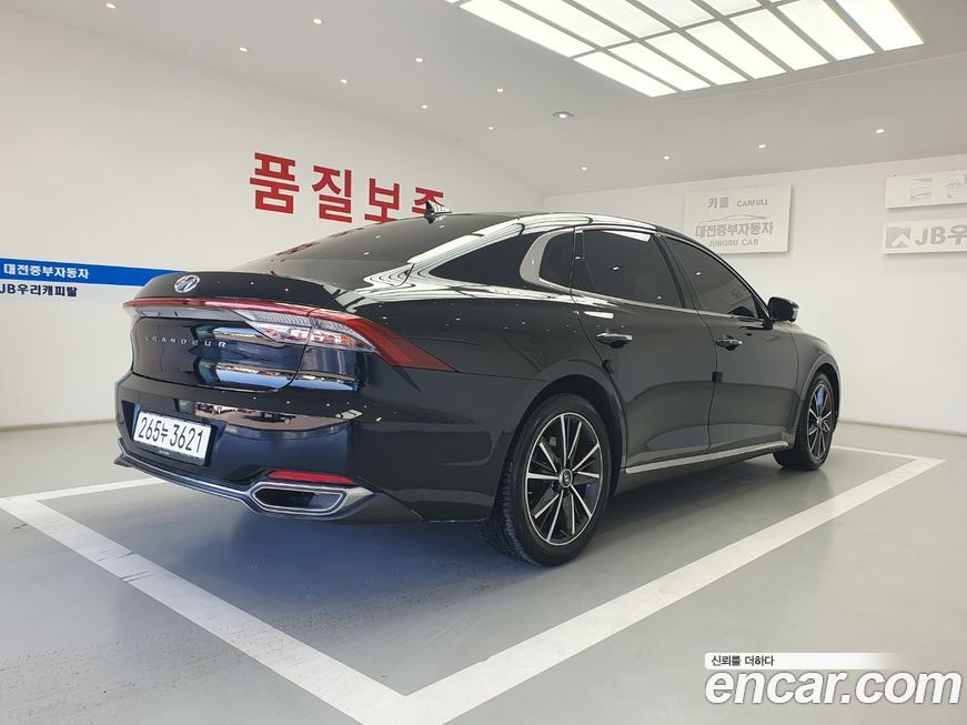 Hyundai Grandeur 2022