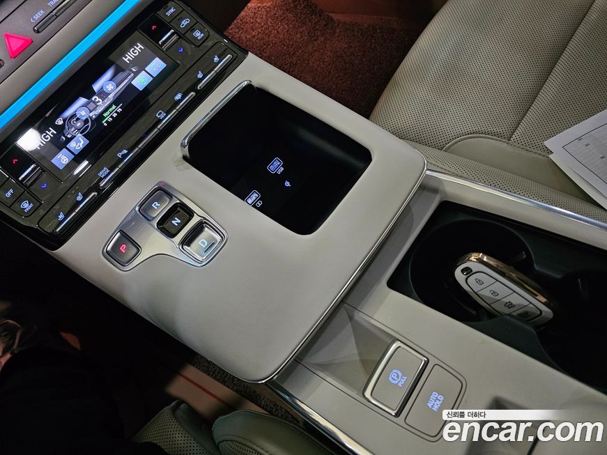 Hyundai Grandeur 2020