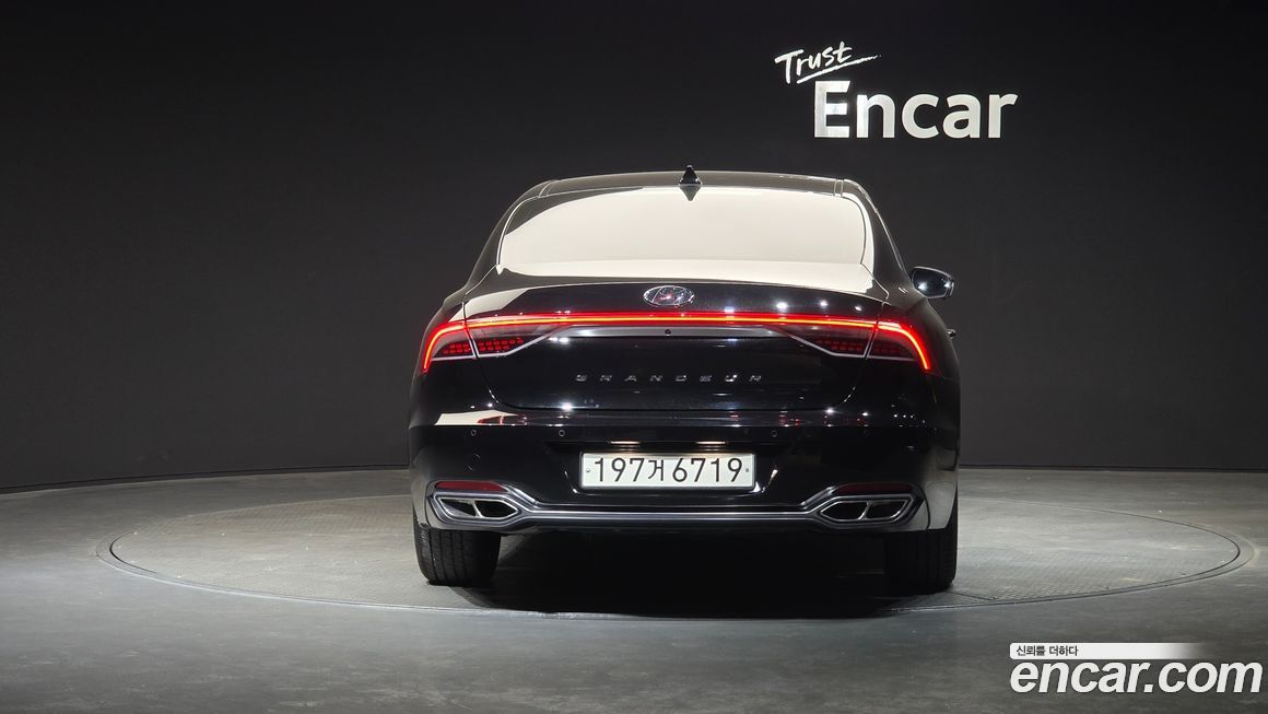 Hyundai Grandeur 2022