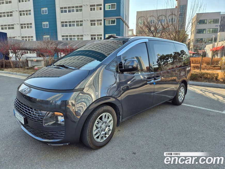 Hyundai Staria 2023