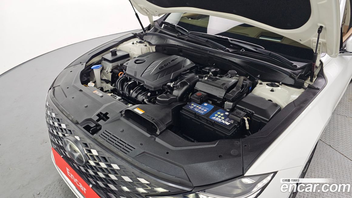 Hyundai Grandeur 2020