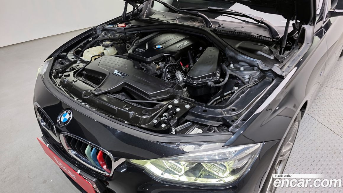BMW 3-Series 2018