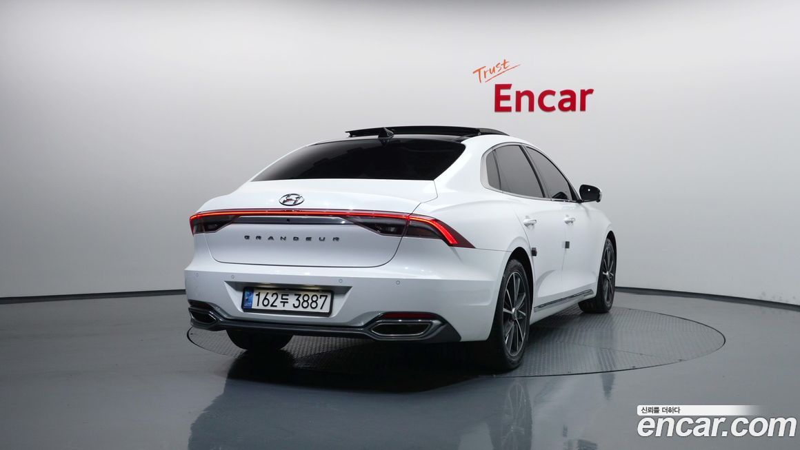 Hyundai Grandeur 2022