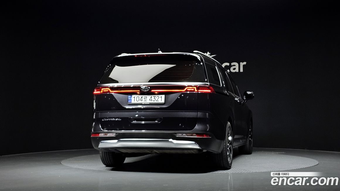 Kia Canival 2021