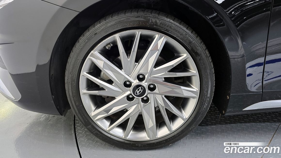 Hyundai Grandeur 2021