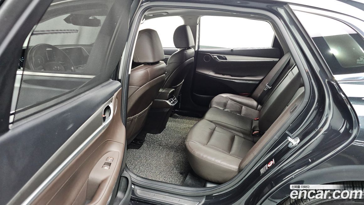 Hyundai Grandeur 2021