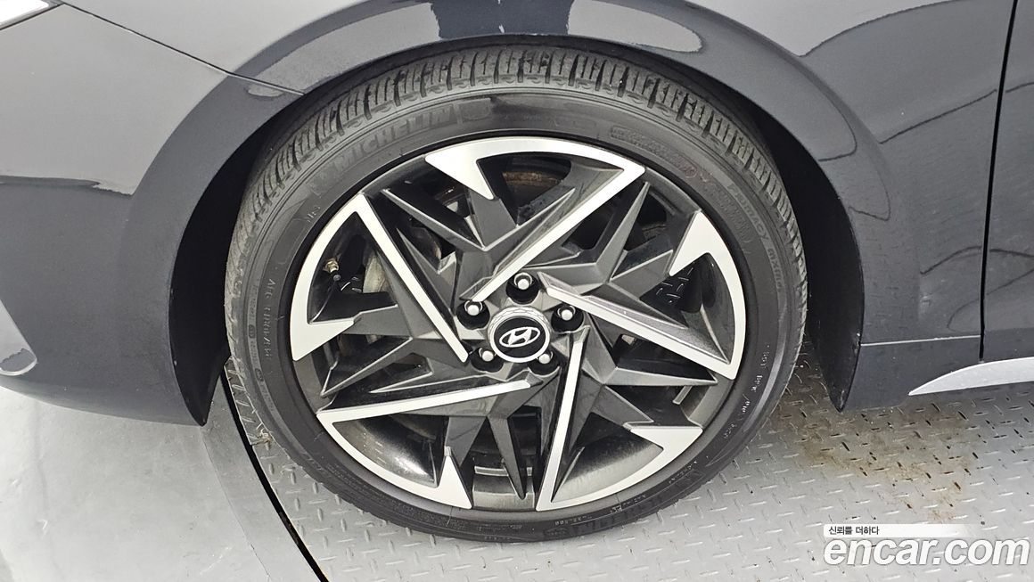 Hyundai Grandeur 2021