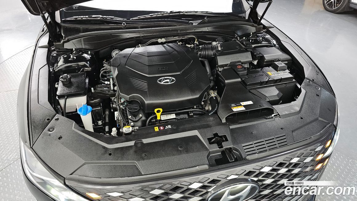 Hyundai Grandeur 2021