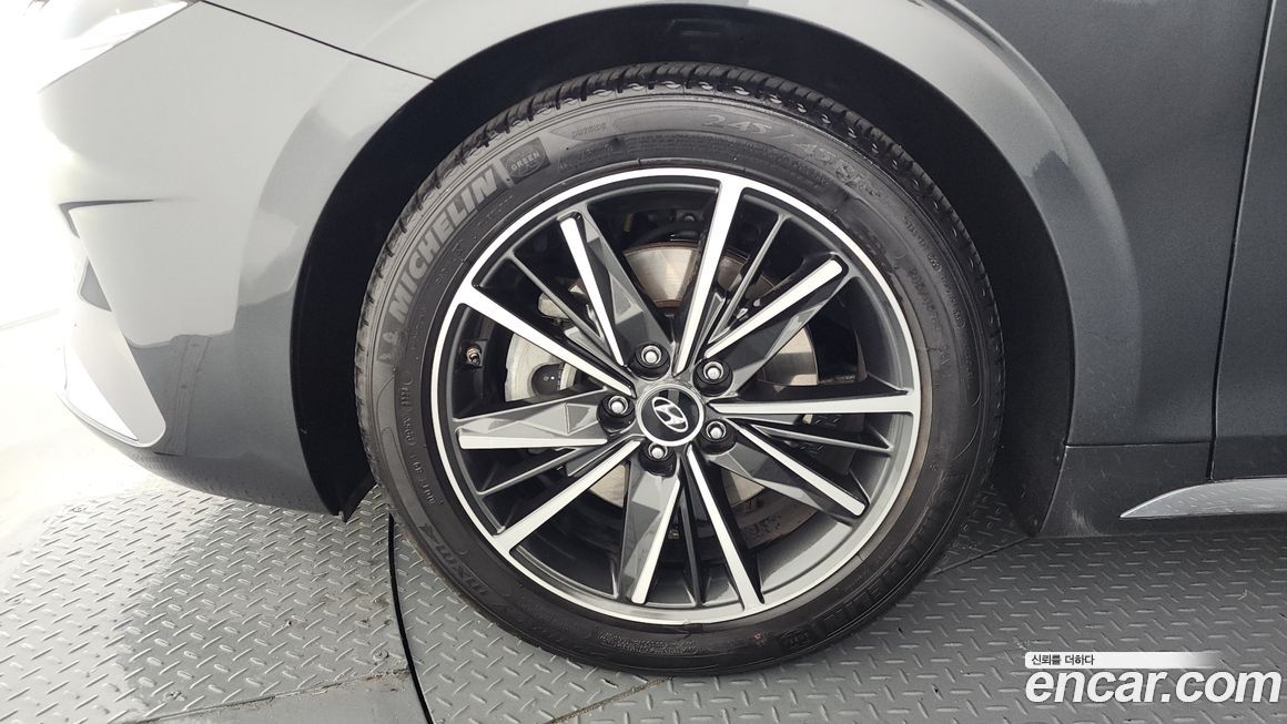 Hyundai Grandeur 2020