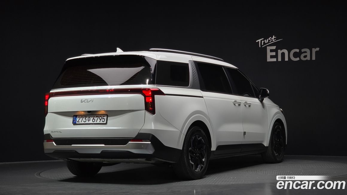 Kia Canival 2024
