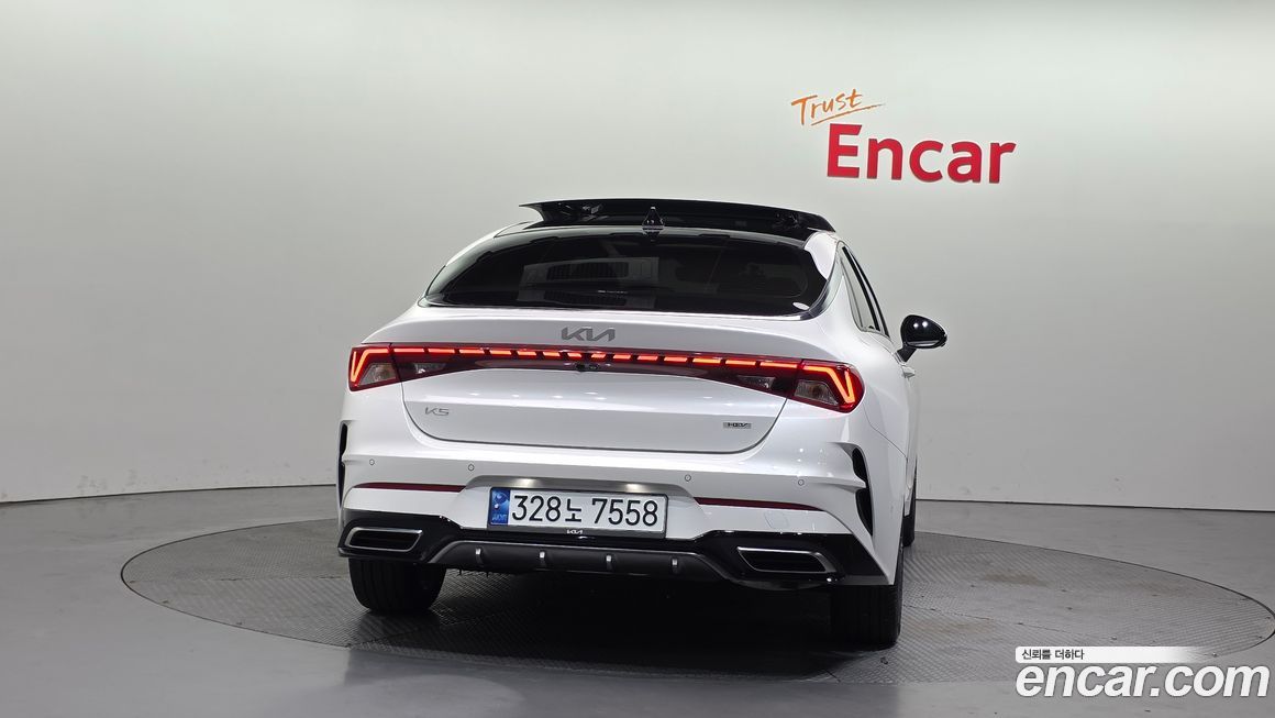 Kia K5 2023