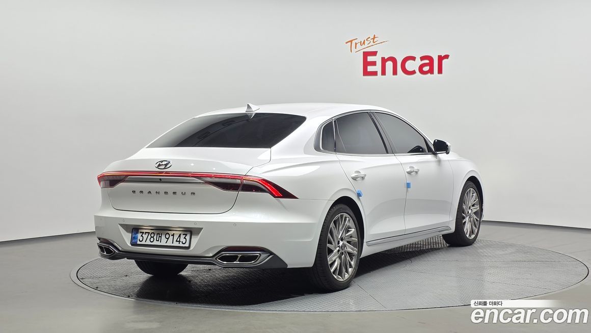 Hyundai Grandeur 2021