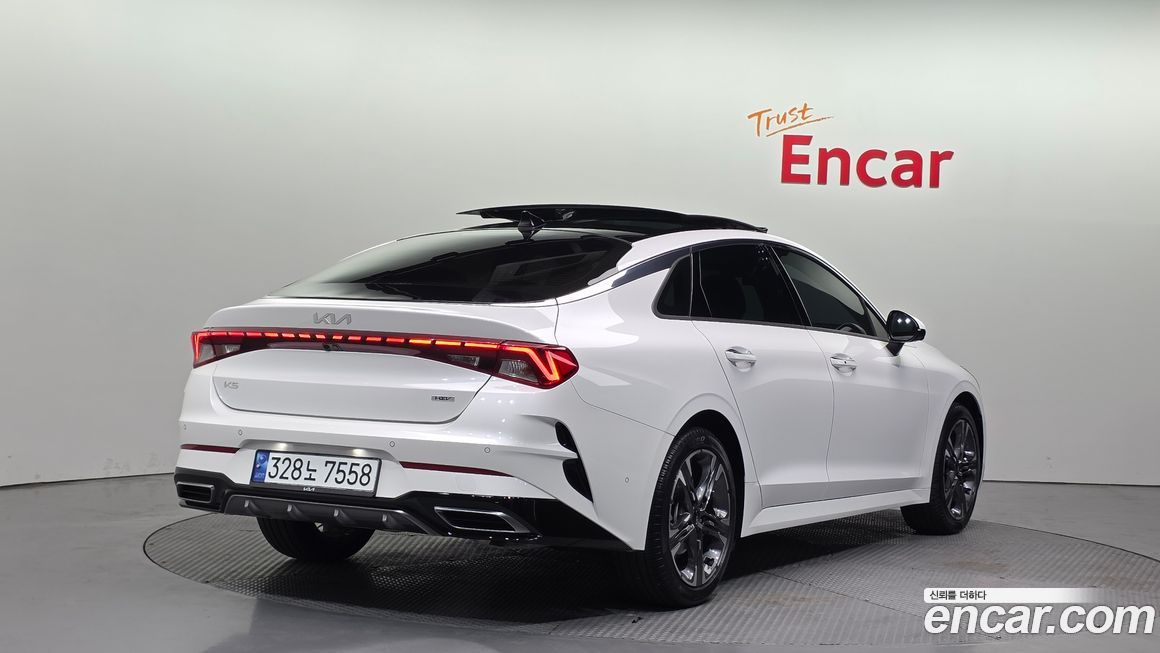 Kia K5 2023