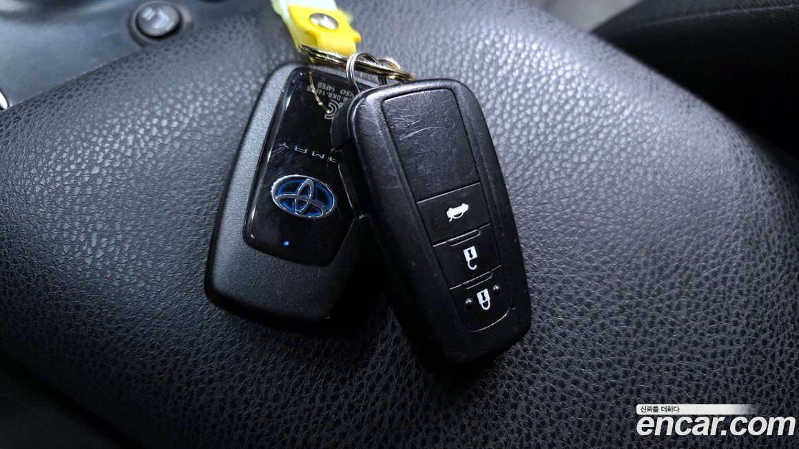 Toyota Camry 2019